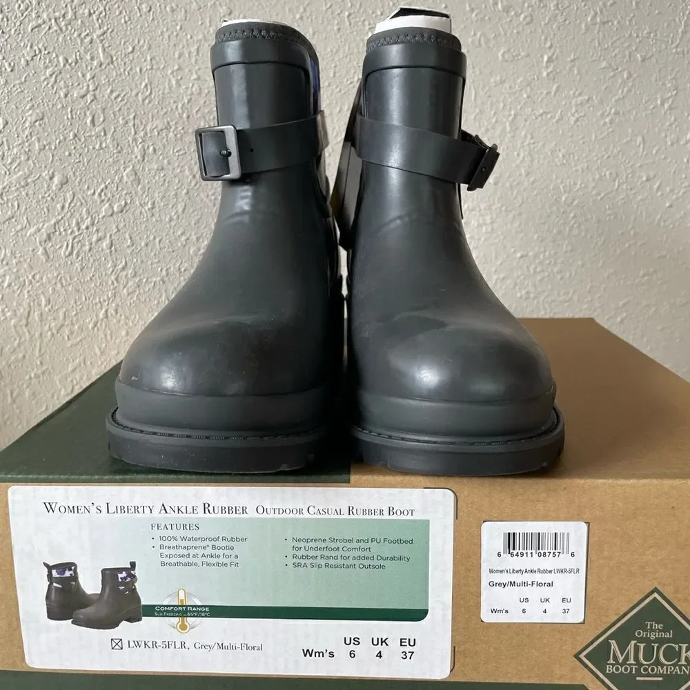 NIB Liberty Ankle Rubber Muck Boots Size 6